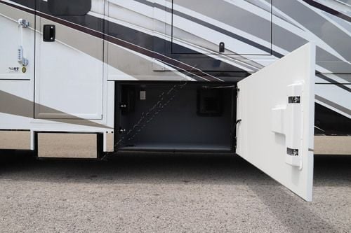 2027 Renegade Rv Xl X45DBM