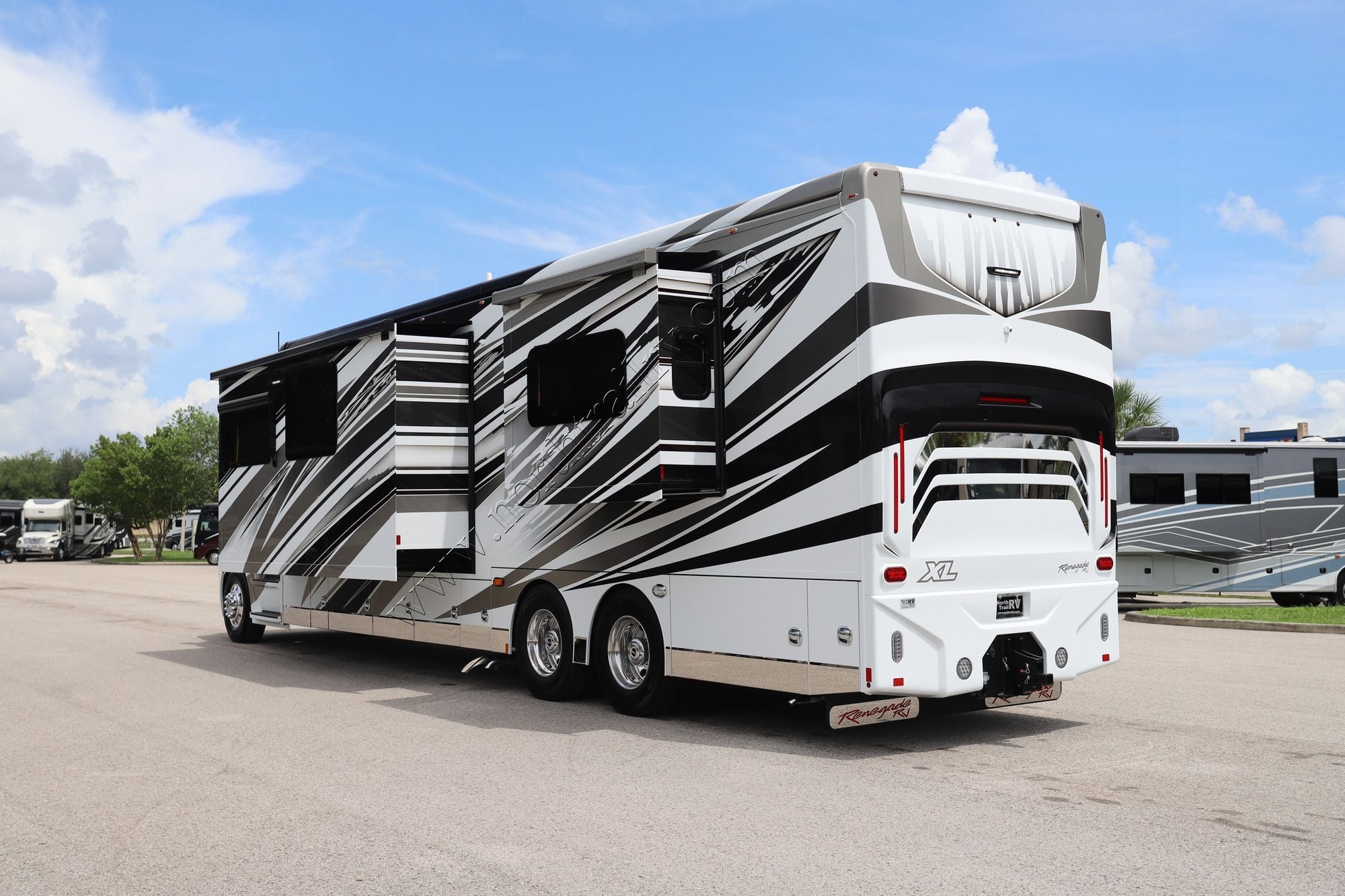New 2027 Renegade Rv Xl X45DBM Super C  For Sale