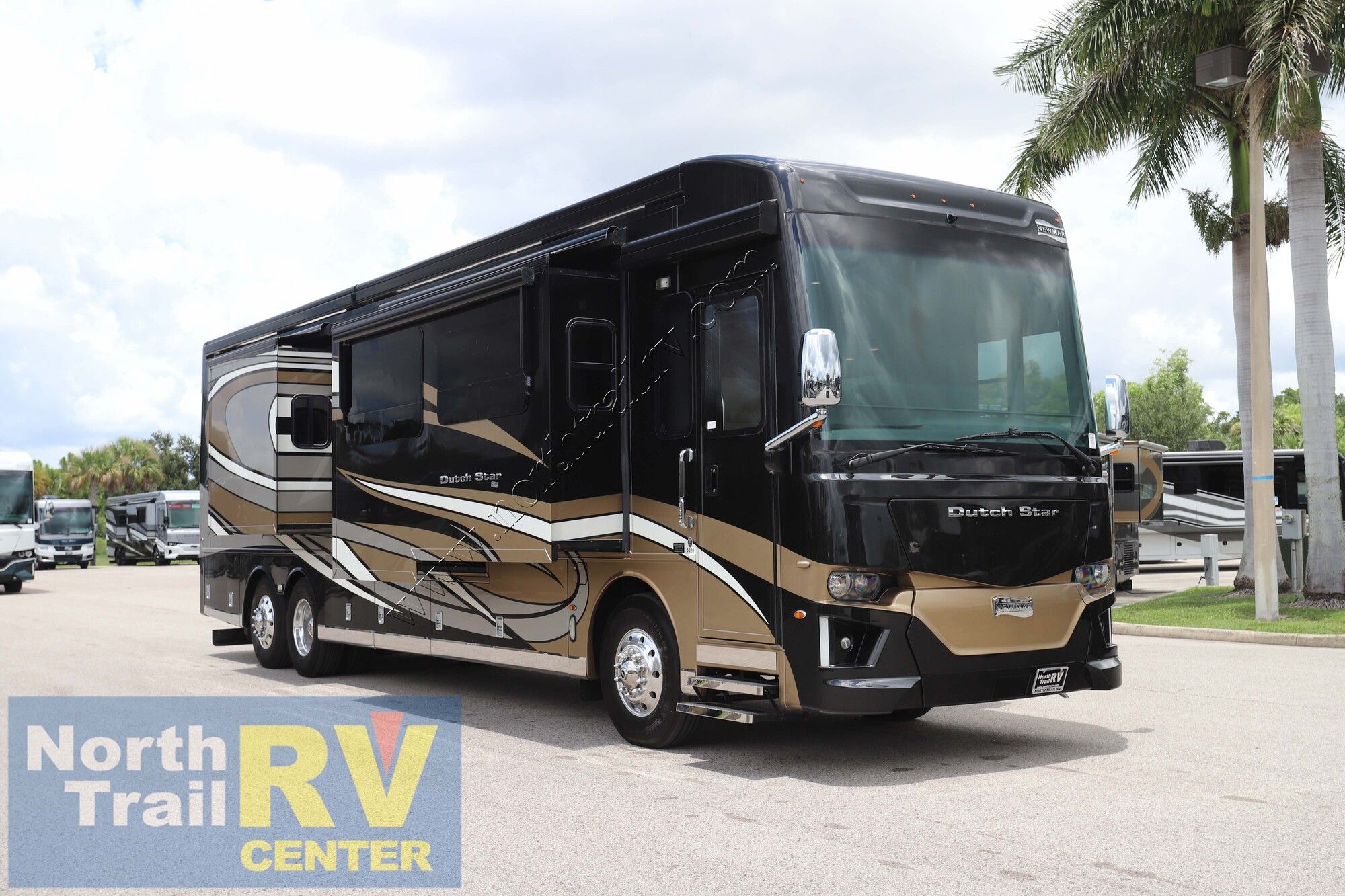 Used 2022 Newmar Dutch Star 4020 Class A  For Sale