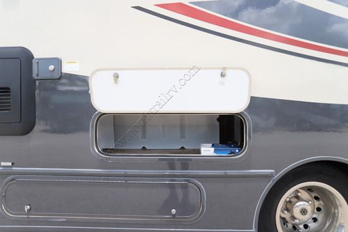2017 Winnebago Fuse 23A