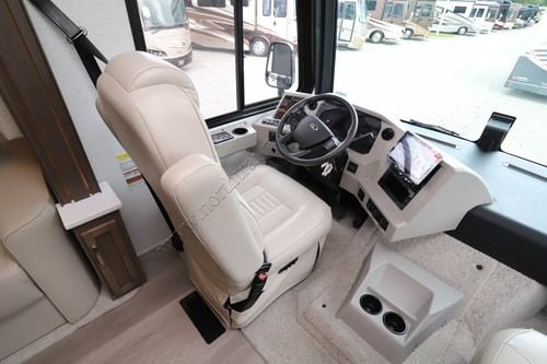2027 Newmar Bay Star 3811