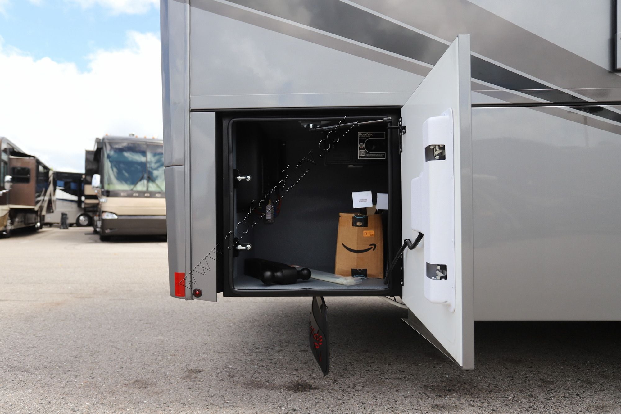 Used 2026 Renegade Rv Explorer 40ERB Super C  For Sale