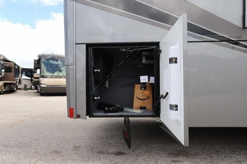 2026 Renegade Rv Explorer 40ERB