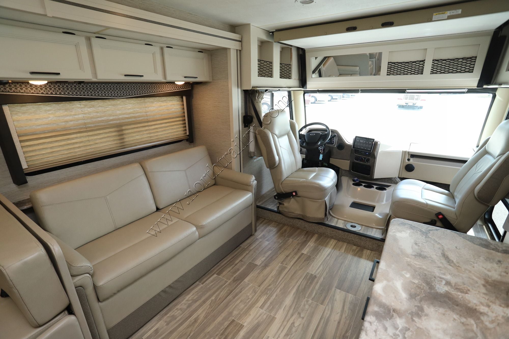 Used 2022 Thor Ace 30.3 Class A  For Sale