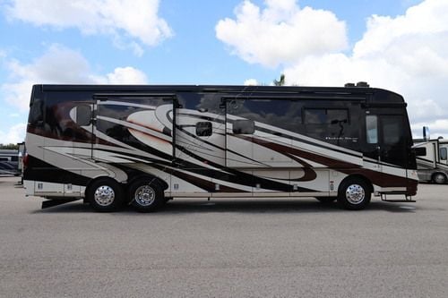 2017 Newmar Dutch Star 4018