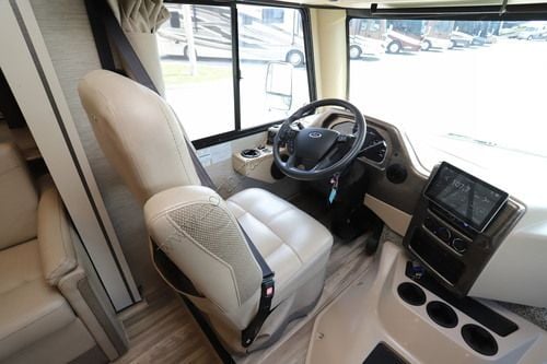 2022 Thor Ace 30.3
