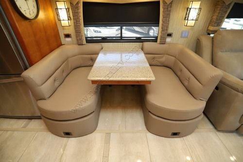 2017 Newmar Dutch Star 4018