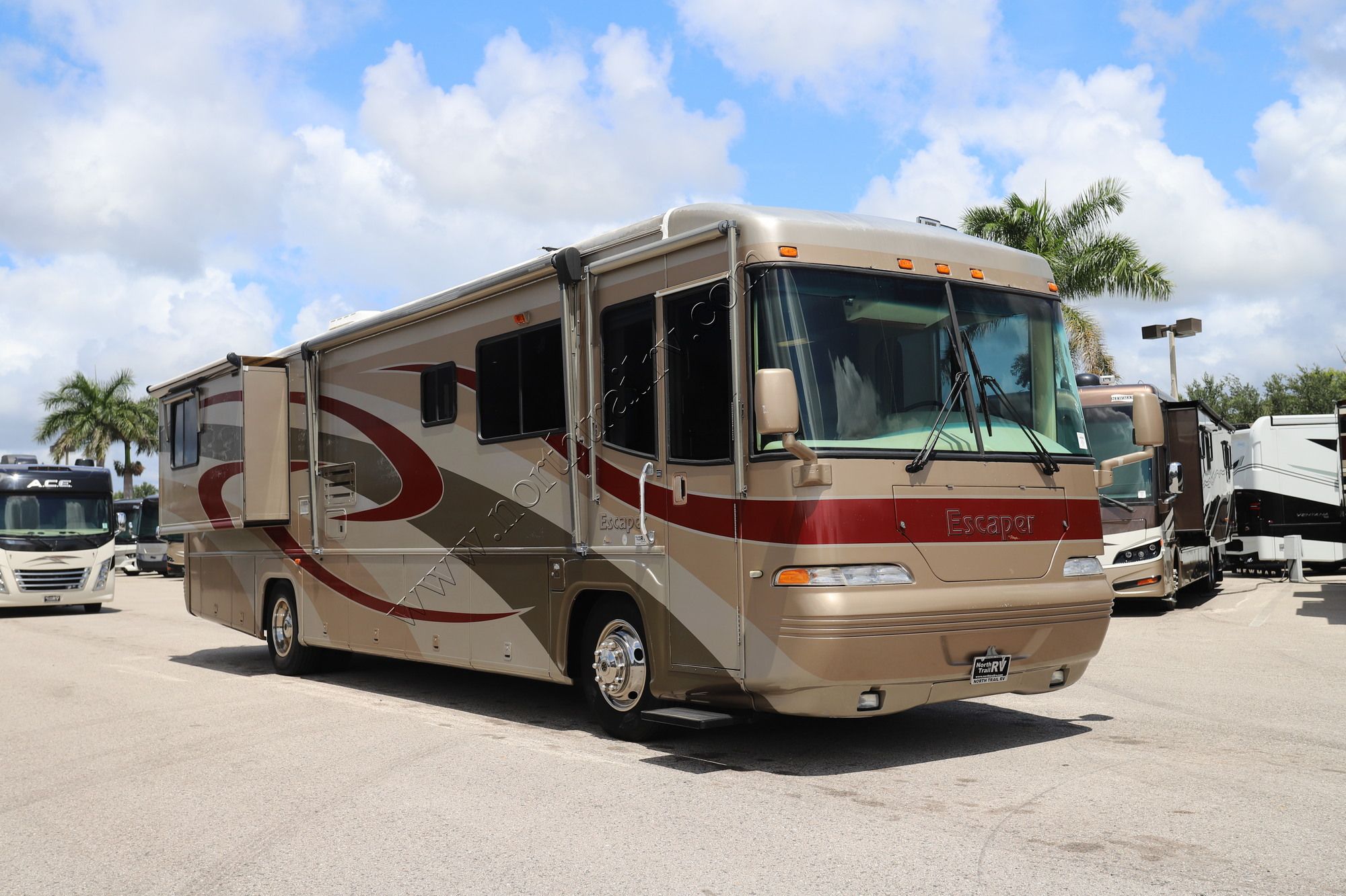 Used 2003 Damon Escaper 3979 Class A  For Sale