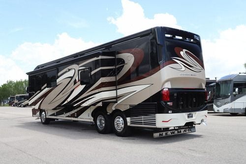 2017 Newmar Dutch Star 4018