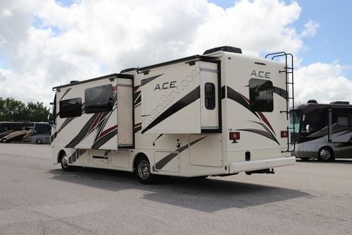 2022 Thor Ace 30.3
