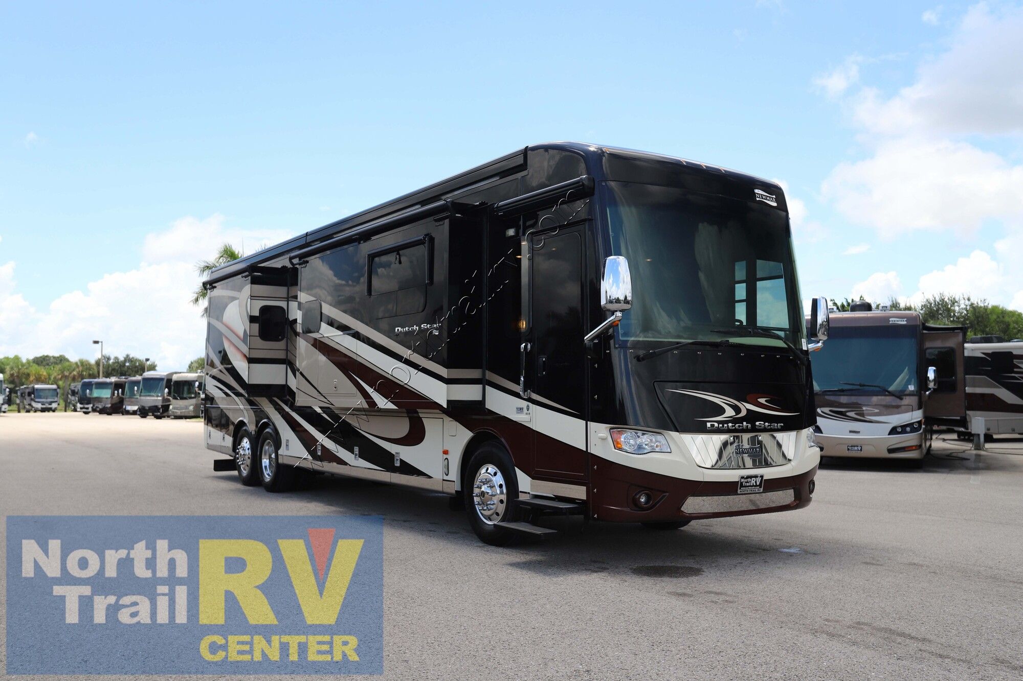 Used 2017 Newmar Dutch Star 4018 Class A  For Sale
