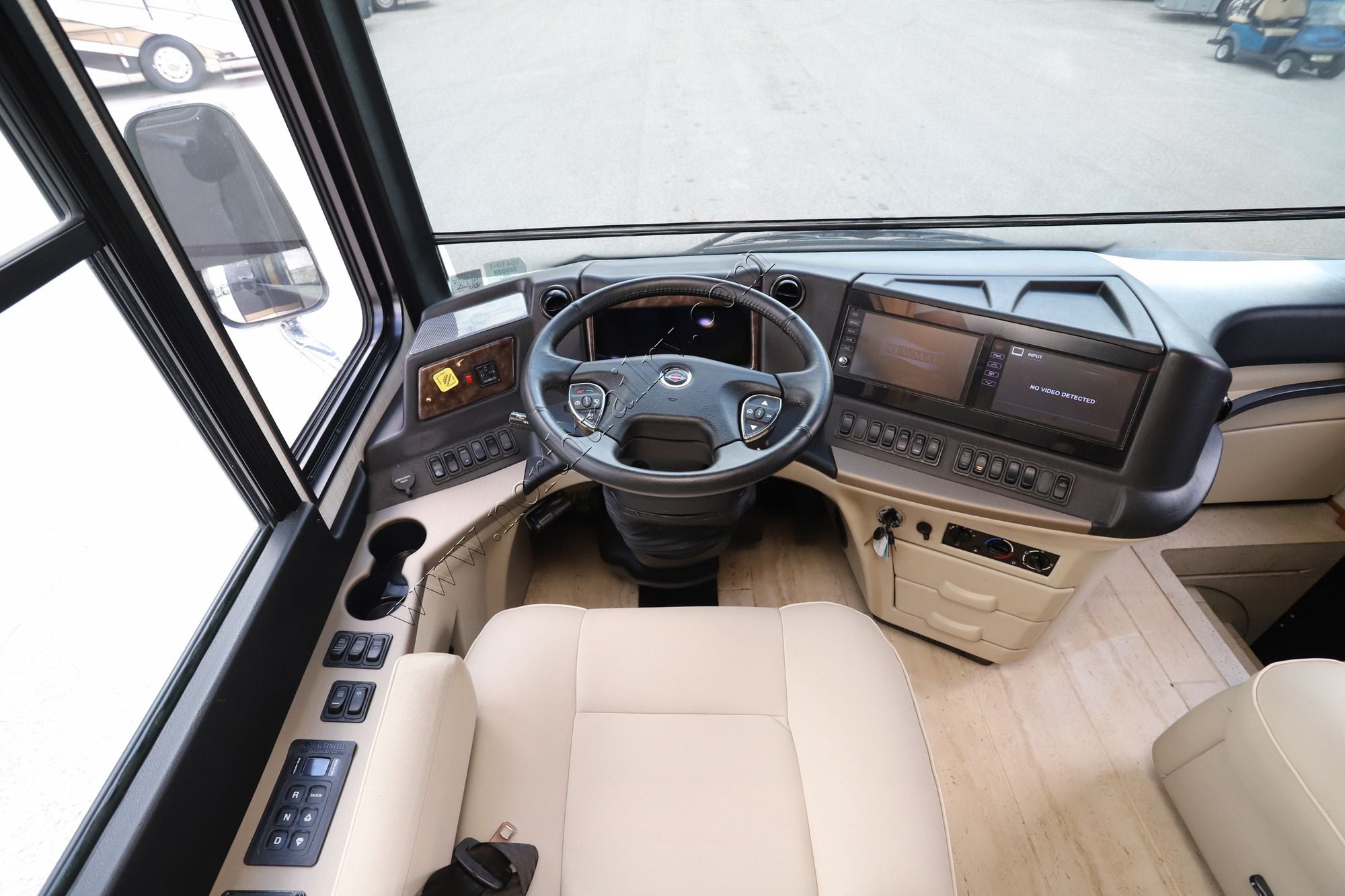 Used 2022 Newmar Dutch Star 4020 Class A  For Sale