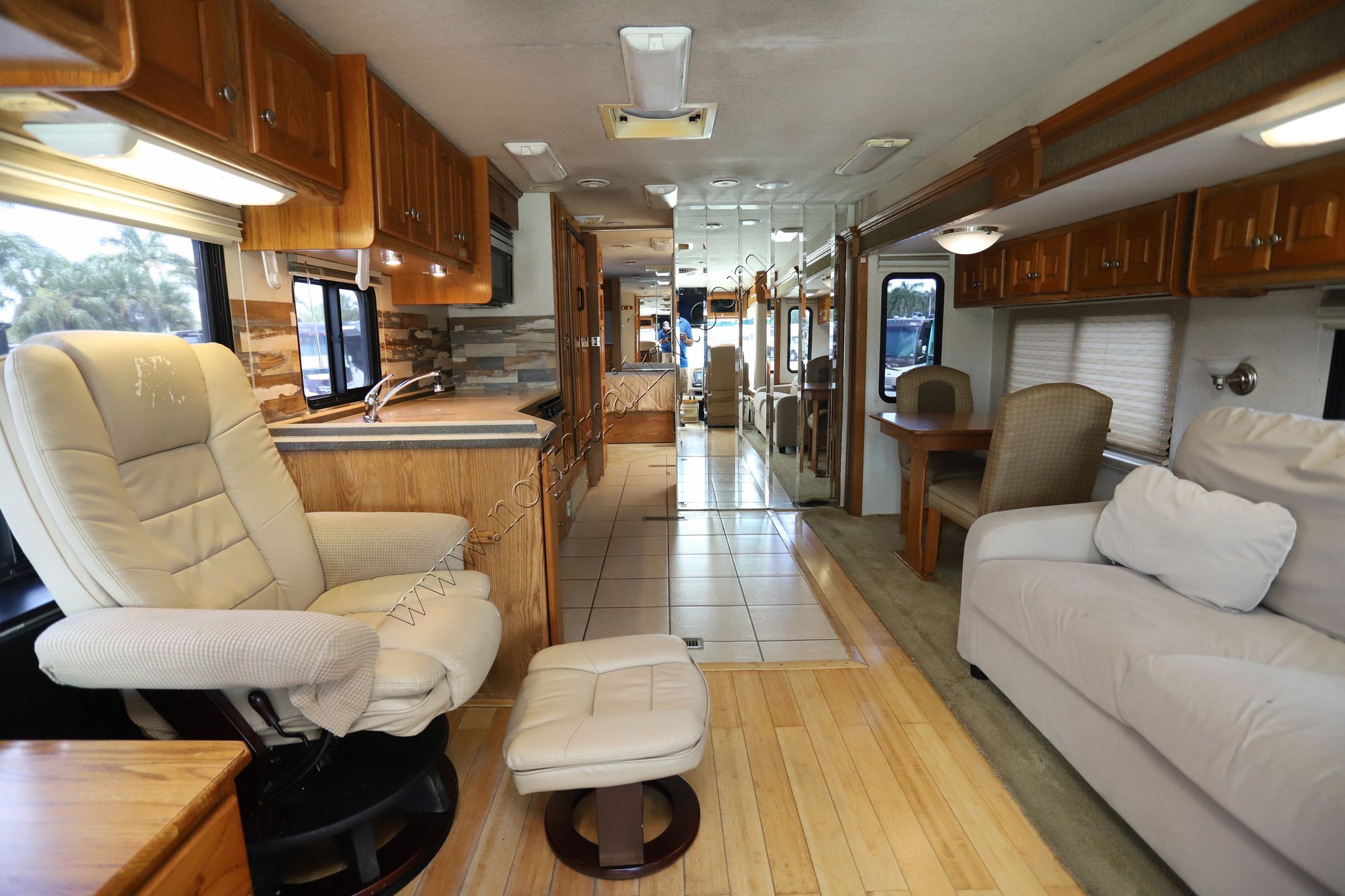 Used 2003 Damon Escaper 3979 Class A  For Sale