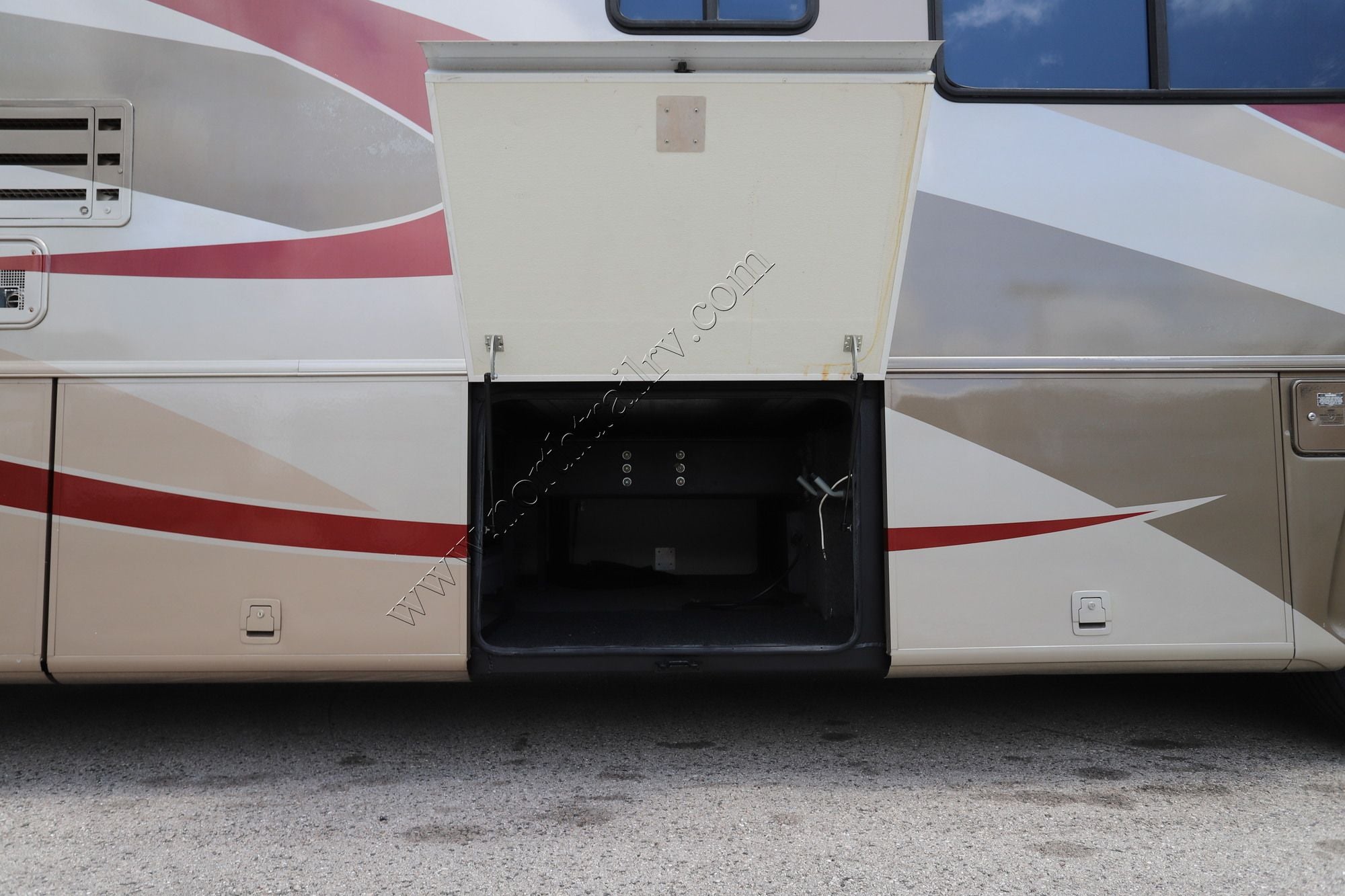Used 2003 Damon Escaper 3979 Class A  For Sale
