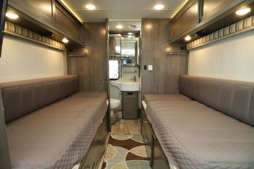 2017 Winnebago Fuse 23A