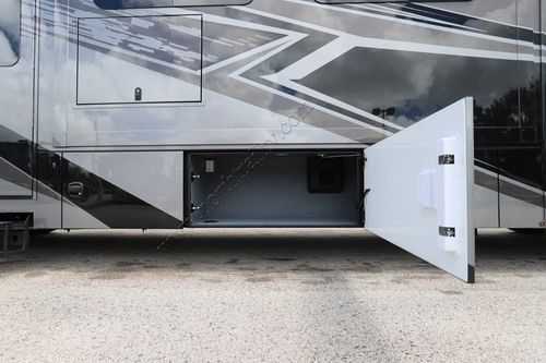 2026 Renegade Rv Explorer 40ERB