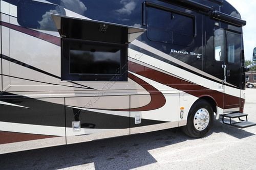 2017 Newmar Dutch Star 4018