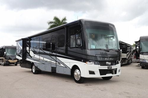 2027 Newmar Bay Star 3811