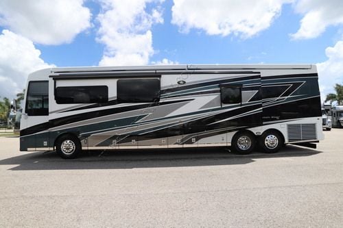 2025 Newmar Dutch Star 4369