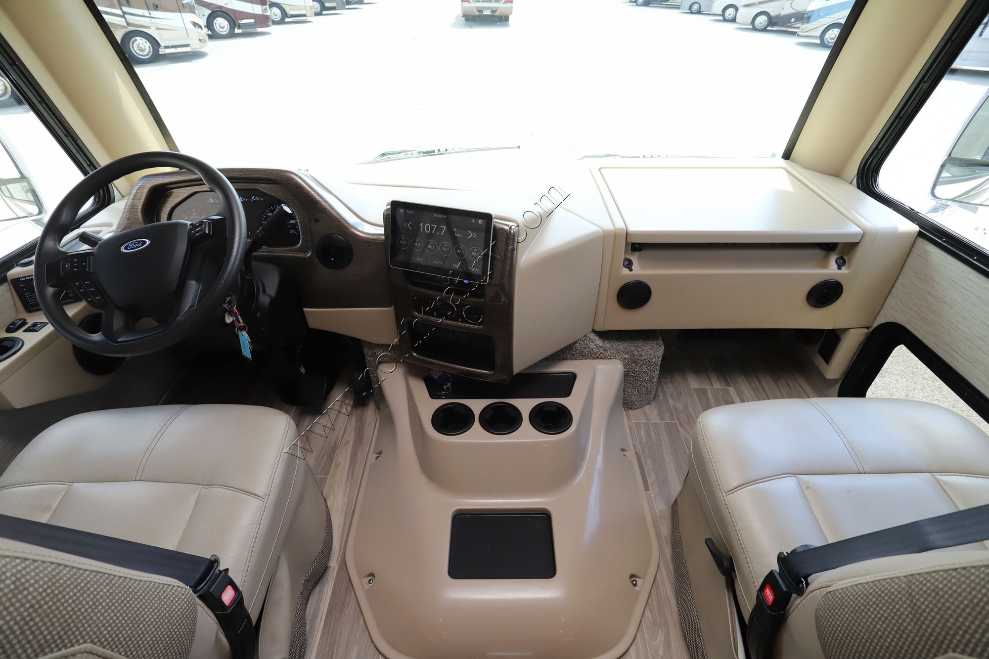Used 2022 Thor Ace 30.3 Class A  For Sale