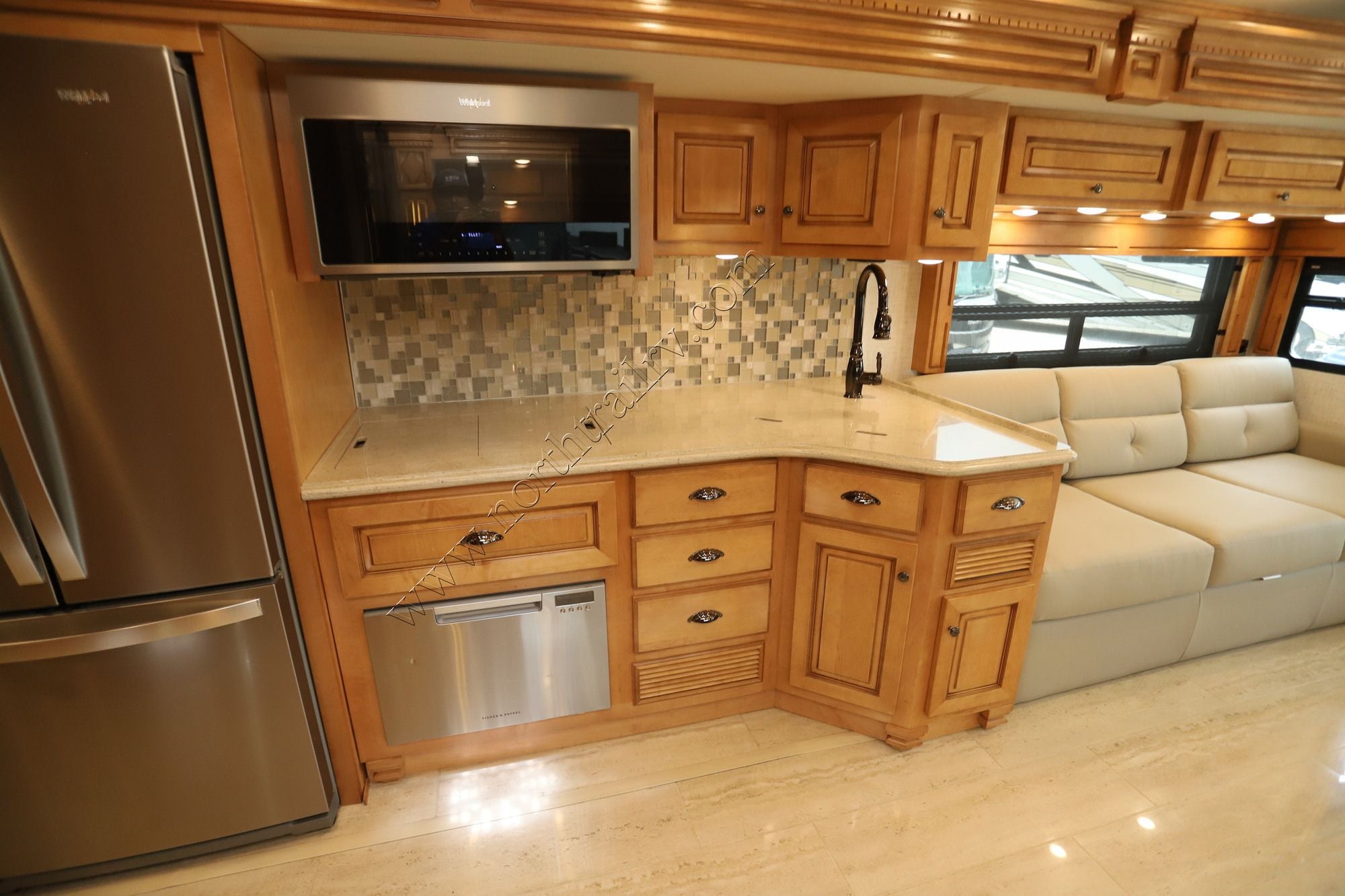 Used 2022 Newmar Dutch Star 4020 Class A  For Sale