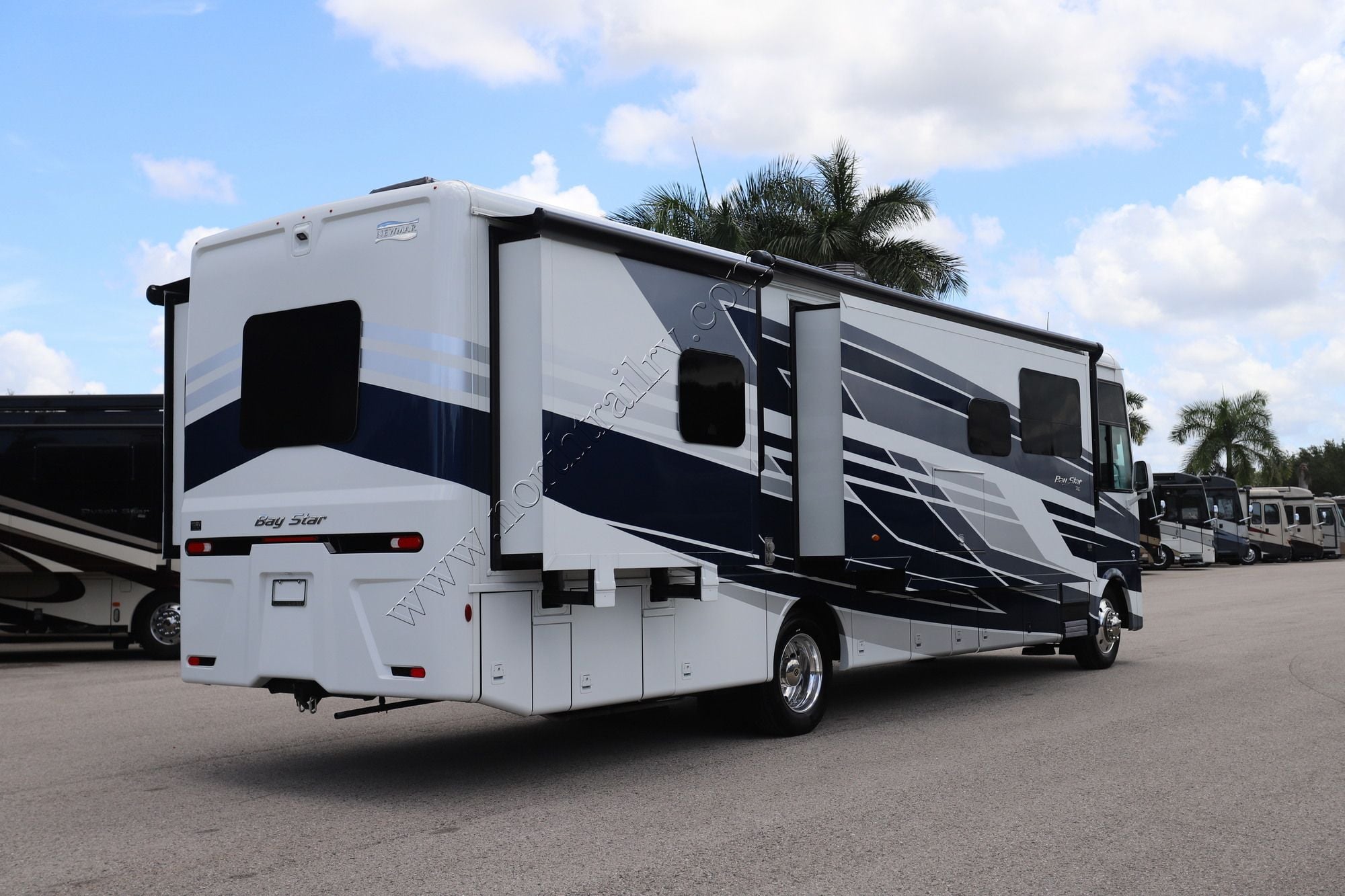 Used 2026 Newmar Bay Star 3626 Class A  For Sale