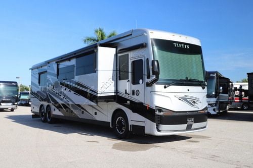 2027 Tiffin Motor Homes Allegro Bus 45OPP