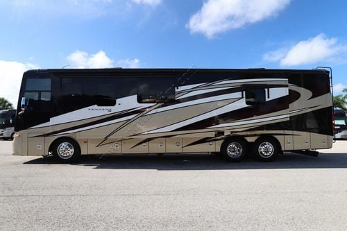2017 Newmar Ventana 4037
