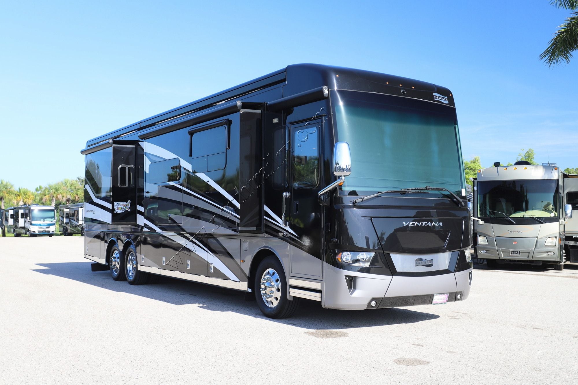 Used 2020 Newmar Ventana 4037 Class A  For Sale