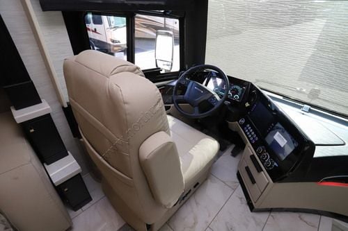 2027 Tiffin Motor Homes Allegro Bus 45OPP