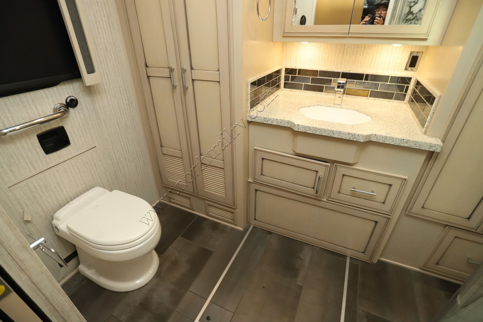 Used 2020 Newmar Ventana 4037 Class A  For Sale
