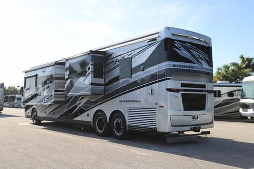 2027 Tiffin Motor Homes Allegro Bus 45OPP