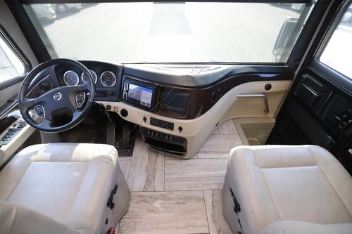 2018 Fleetwood Discovery Lxe 44H