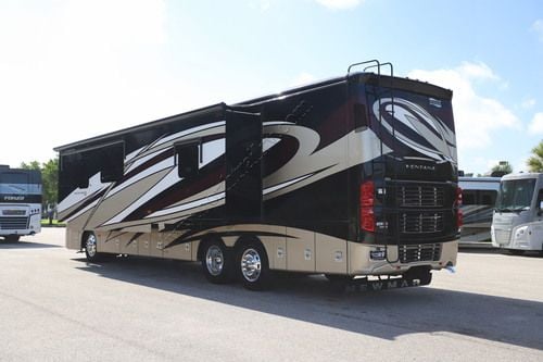 2017 Newmar Ventana 4037