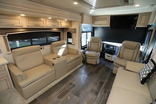 2020 Newmar Ventana 4037