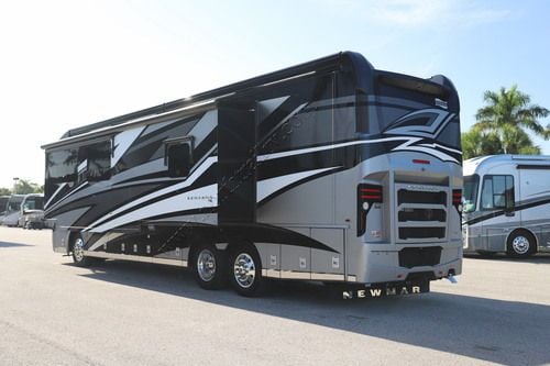 2020 Newmar Ventana 4037