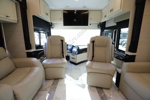 2027 Tiffin Motor Homes Allegro Bus 45OPP