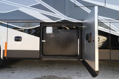 2027 Tiffin Motor Homes Allegro Bus 45OPP