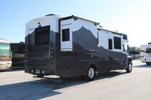 2027 Dynamax Europa 32KDFR