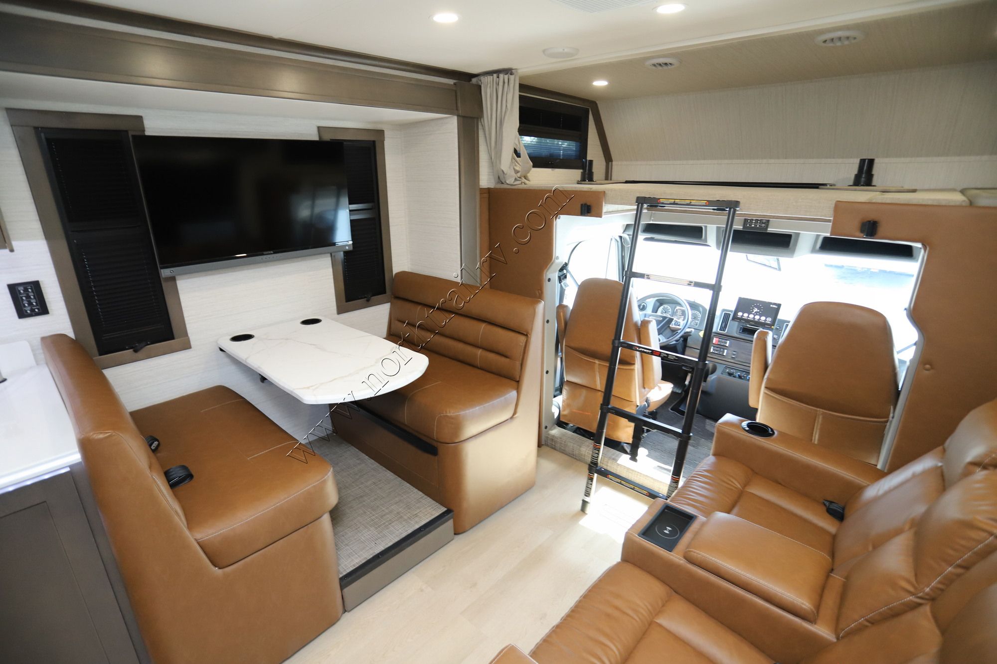 New 2027 Dynamax Europa 32KDFR Super C  For Sale