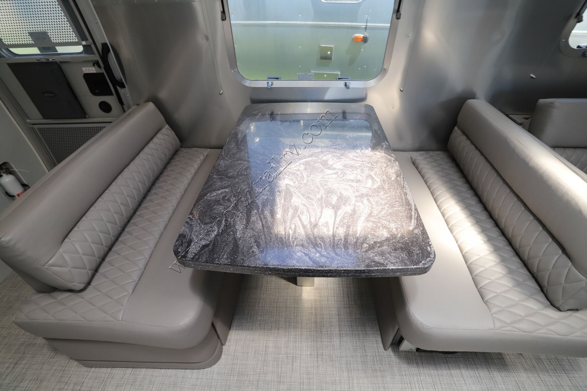 Used 2023 Airstream Classic 33FB TWIN Travel Trailer  For Sale