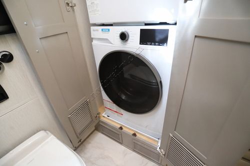 2027 Newmar Ventana 3809