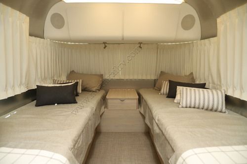 2025 Airstream Globetrotter 27FB