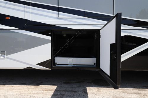 2027 Newmar Ventana 3809