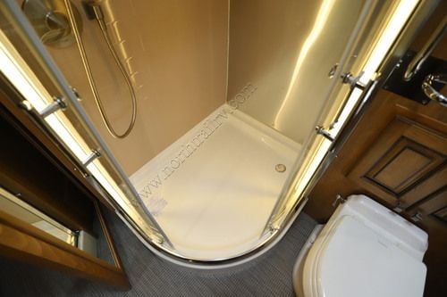 2018 Airstream Classic 33FB Travel Trailer