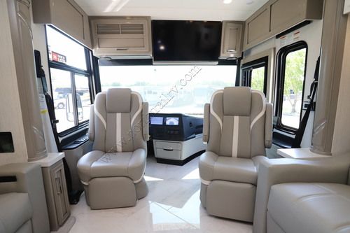 2027 Newmar Ventana 3809