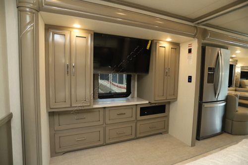 2027 Newmar Ventana 3809