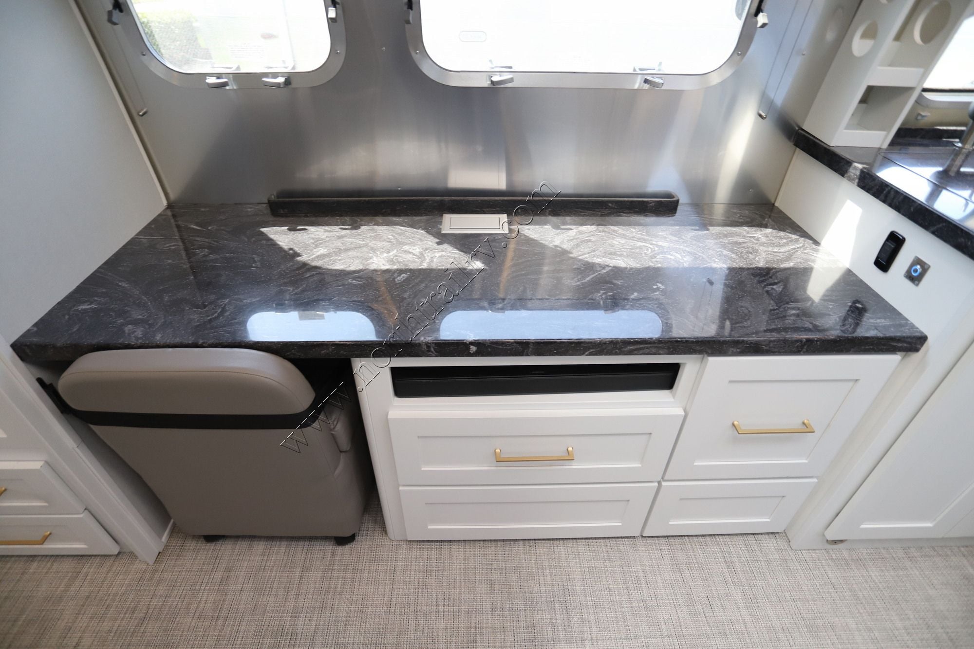 Used 2023 Airstream Classic 33FB TWIN Travel Trailer  For Sale