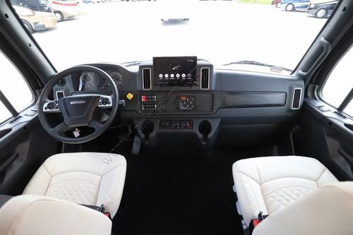2027 Dynamax Europa 37CA