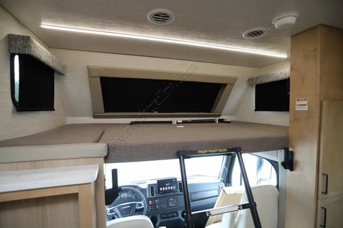 2027 Dynamax Europa 37CA